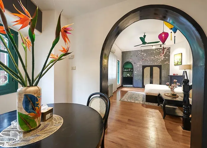 Ancient Villa 108M2 Duplex Next To Hoan Kiem Lake!